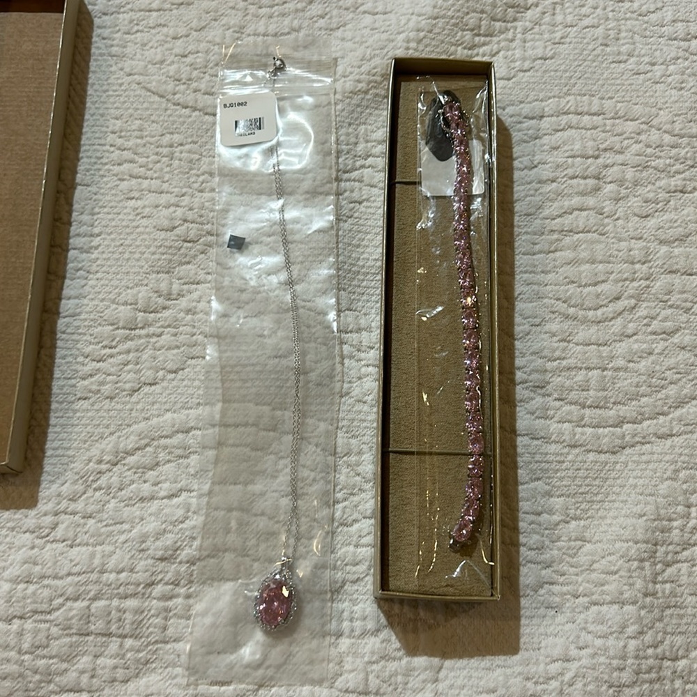 Jewelry set NWT